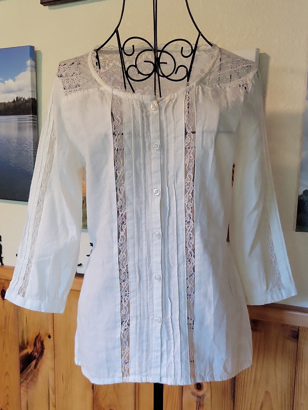 Mudd White Lace-Trim Button-Up Blouse